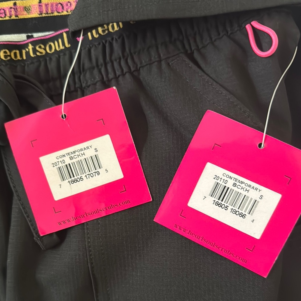 HeartSoul Black Boot Cut Scrub with Flare Pants Set Sz S - Picture 9 of 9